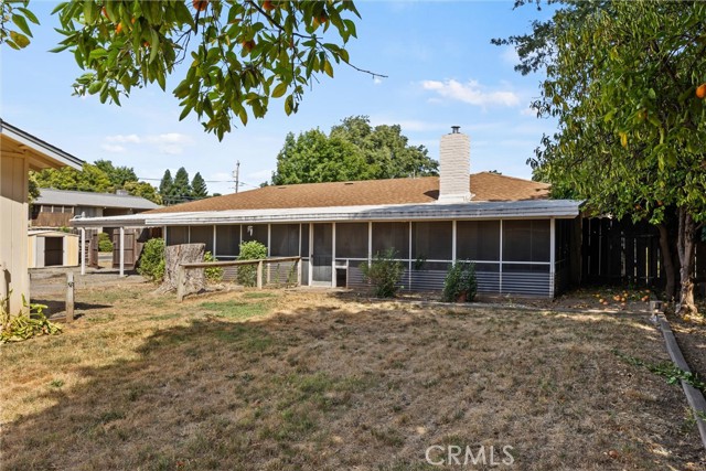 657 Villa Drive, Chico CA: https://media.crmls.org/medias/ddc46697-d4d8-4fe8-862b-193a99b9f7f4.jpg