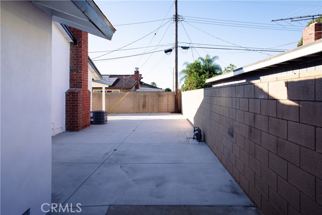 Detail Gallery Image 19 of 42 For 4887 Philadelphia St, Chino,  CA 91710 - 4 Beds | 2 Baths