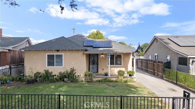 Detail Gallery Image 2 of 20 For 1737 N Mountain View Ave, San Bernardino,  CA 92405 - 4 Beds | 2 Baths