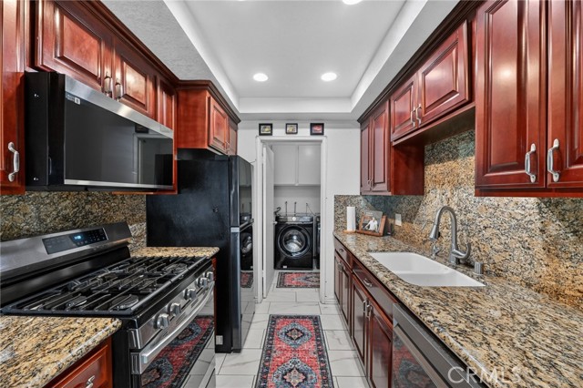 Detail Gallery Image 14 of 45 For 20362 #10 Flower Gate, Yorba Linda,  CA 92886 - 3 Beds | 2/1 Baths