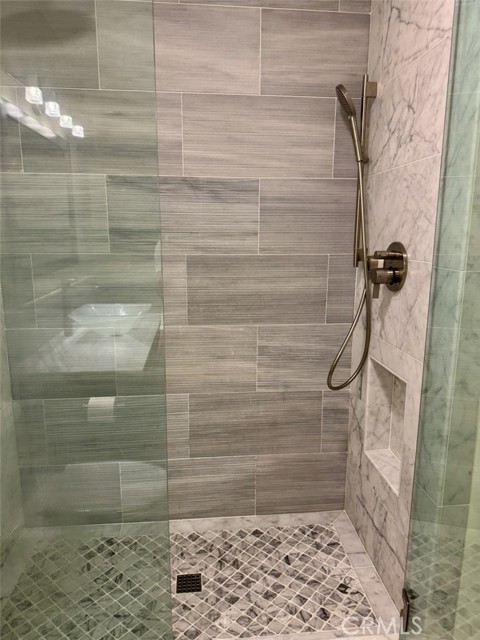 2745 Temple Hills Drive, Laguna Beach CA: https://media.crmls.org/medias/ddc698dd-f422-4ad5-ae75-e3cf3224daf3.jpg