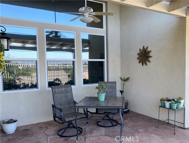 39523 Sierra Madre Drive, Murrieta CA: https://media.crmls.org/medias/ddc6fa24-d20a-4216-a53c-5b35f18ed6ed.jpg