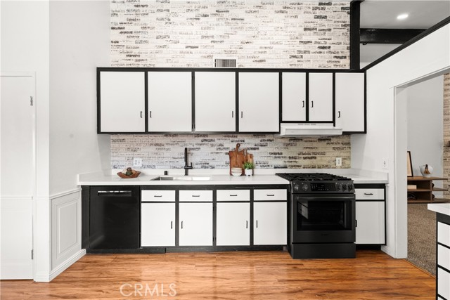 27131 La Fuente, Mission Viejo CA: https://media.crmls.org/medias/ddc7402a-ae33-4ffd-89ed-d42683b84d88.jpg