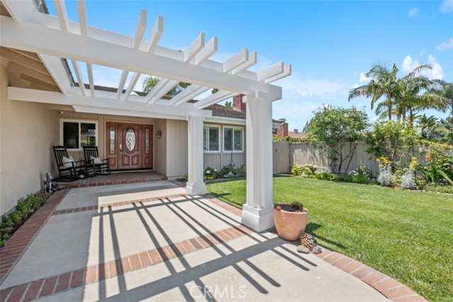26536 Morena Drive, Mission Viejo CA: https://media.crmls.org/medias/ddc7dbb8-cb93-433c-922e-a62e2995f2d2.jpg