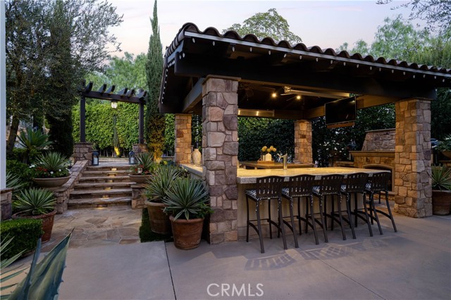 Detail Gallery Image 24 of 33 For 9981 Foxrun Rd, North Tustin,  CA 92705 - 7 Beds | 7/1 Baths