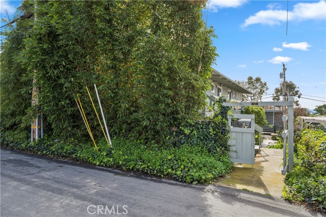 Front Image Thumbnail for CRLG26034539