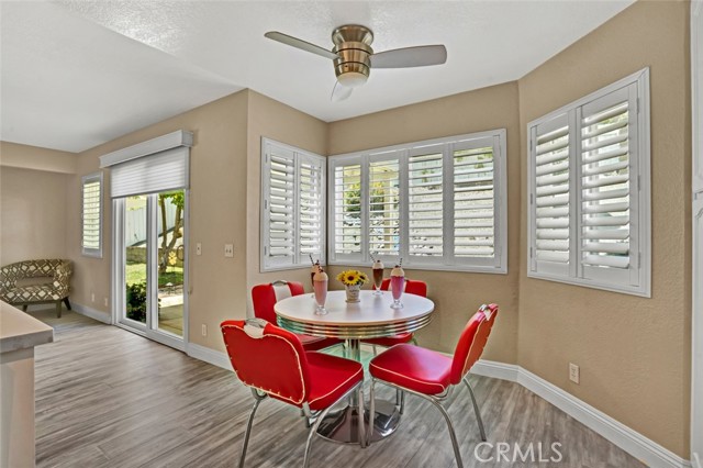 Detail Gallery Image 14 of 41 For 39309 via Monserate, Murrieta,  CA 92563 - 3 Beds | 2/1 Baths