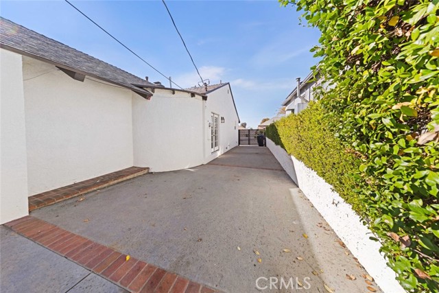 Detail Gallery Image 63 of 74 For 2950 N Lincoln St, Burbank,  CA 91504 - 3 Beds | 2 Baths