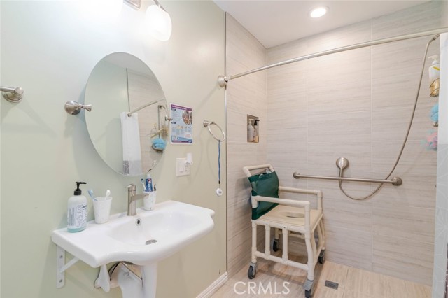  Commercial for Sale in Thousand Oaks, California