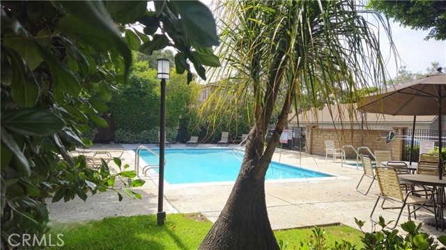 Detail Gallery Image 16 of 18 For 517 Wayland Ct, Claremont,  CA 91711 - 2 Beds | 2/1 Baths
