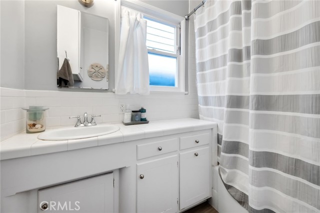 3002 Ardmore Avenue, Manhattan Beach, California 90266, 3 Bedrooms Bedrooms, ,2 BathroomsBathrooms,Residential,For Sale,Ardmore,SB25045900