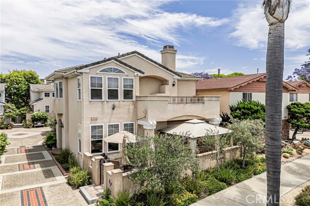 1034 Isabella Avenue, Coronado CA: https://media.crmls.org/medias/ddca3ccc-3c66-4dcd-be53-57941752637a.jpg