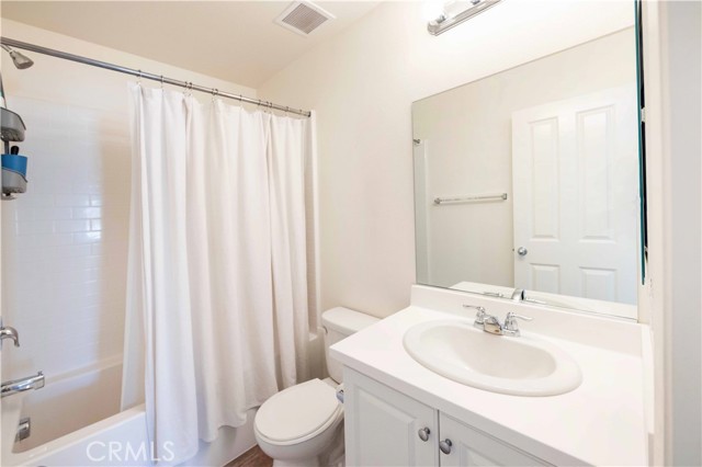 Detail Gallery Image 13 of 17 For 29462 Marblewood Ct, Winchester,  CA 92596 - 3 Beds | 2/1 Baths