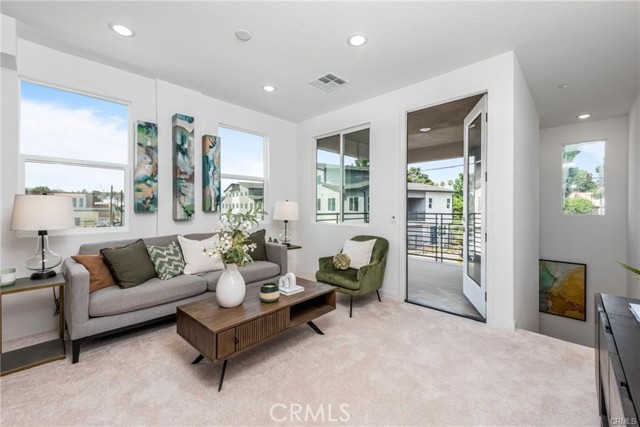 1170 Santo Antonio Drive, Colton CA: https://media.crmls.org/medias/ddcb0287-0367-4b09-a2a4-5f3f5dc1350c.jpg
