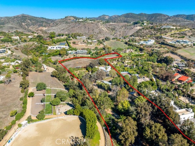 Detail Gallery Image 10 of 19 For 27473 Pacific Coast, Malibu,  CA 90265 - 7 Beds | 6/2 Baths