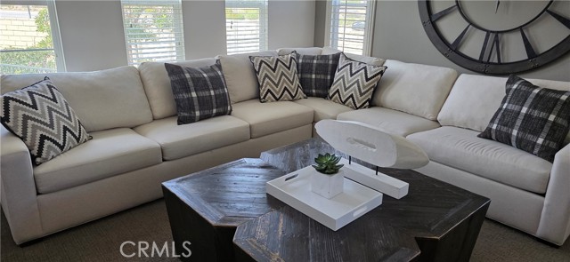 Detail Gallery Image 6 of 29 For 17190 Pioneer, San Bernardino,  CA 92407 - 3 Beds | 2/1 Baths