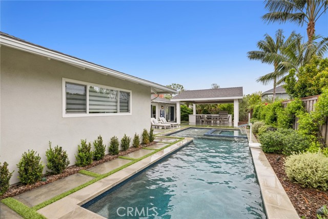 Detail Gallery Image 10 of 32 For 1915 Windward Ln, Newport Beach,  CA 92660 - 5 Beds | 3/1 Baths