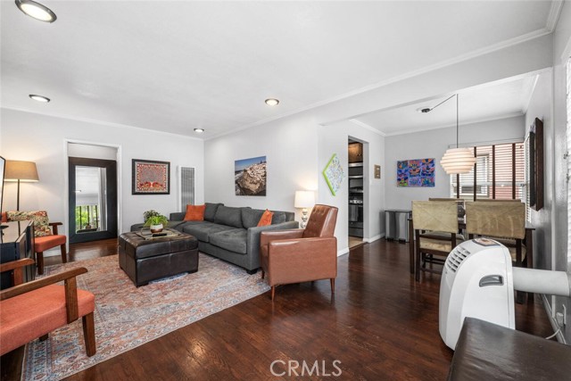 Detail Gallery Image 8 of 33 For 1334 E 1st, Long Beach,  CA 90802 - 2 Beds | 2 Baths