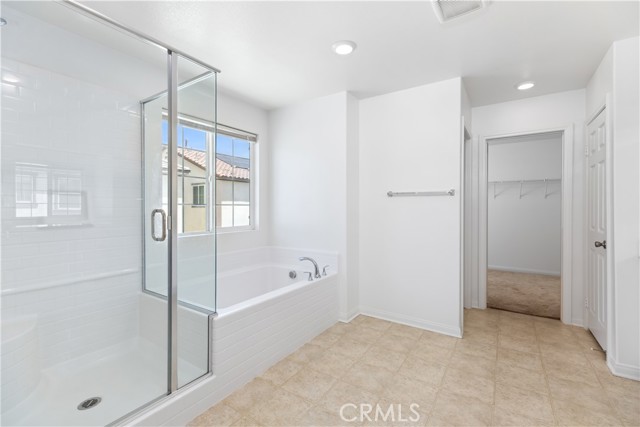 Detail Gallery Image 14 of 34 For 8822 Searcher St, Chino,  CA 91708 - 5 Beds | 3 Baths