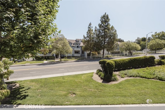Detail Gallery Image 25 of 34 For 26941 Rainbow Glen Dr #751,  Santa Clarita,  CA 91351 - 2 Beds | 2 Baths