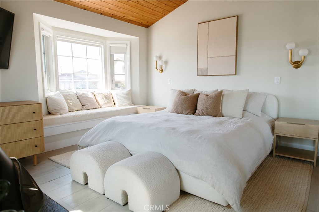 MLS #OC25234747 image #26