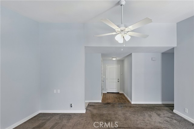 395 Columbia Avenue, Merced CA: https://media.crmls.org/medias/ddce1148-fb05-44da-b482-2e8a68fc8d18.jpg