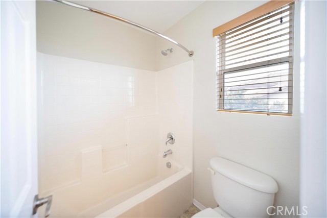 Detail Gallery Image 31 of 55 For 29448 Rock Point, Lake Elsinore,  CA 92530 - 4 Beds | 3 Baths