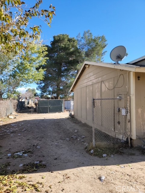 Detail Gallery Image 3 of 19 For 41052 177th, Lancaster,  CA 93535 - 3 Beds | 2 Baths