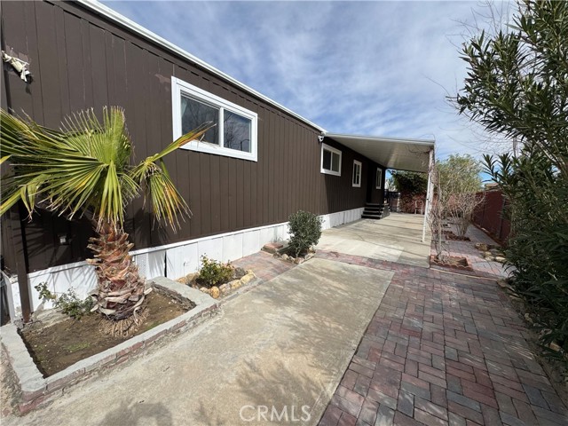 Detail Gallery Image 5 of 15 For 13870 Rodeo, Victorville,  CA 92395 - 2 Beds | 2 Baths