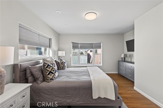 Detail Gallery Image 43 of 75 For 28 10th Ct (9th St Walkstreet), Hermosa Beach,  CA 90254 - 4 Beds | 3/2 Baths