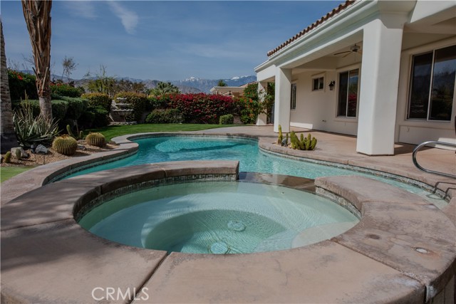 Detail Gallery Image 5 of 48 For 33 Calle La Reina, Rancho Mirage,  CA 92270 - 4 Beds | 3/1 Baths