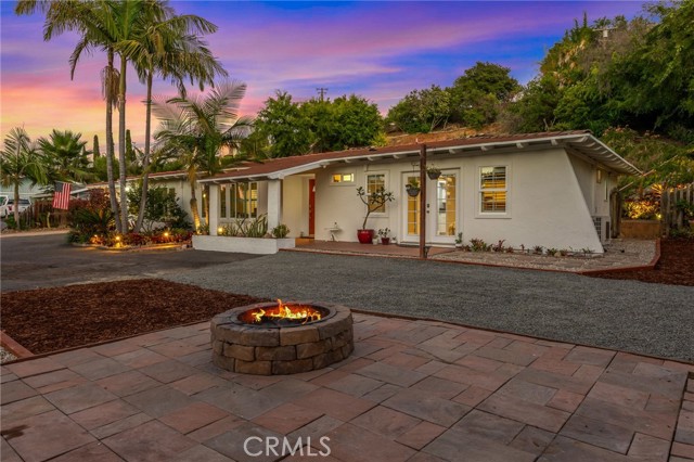 1670 Alta Vista, Vista CA: https://media.crmls.org/medias/ddcfcdc8-71de-4927-b913-54ee7e70a9d4.jpg