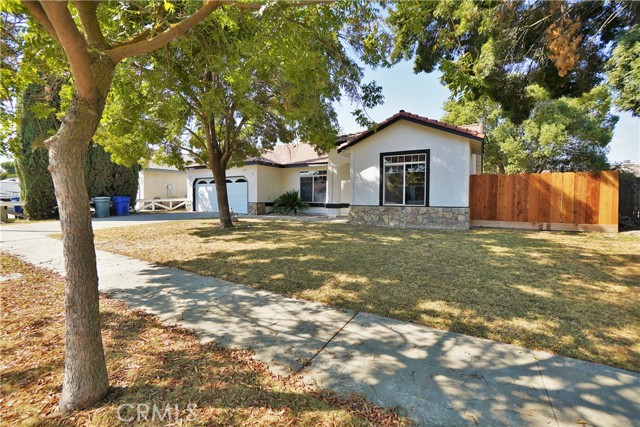 Detail Gallery Image 2 of 57 For 1133 Cousins Ct, Lemoore,  CA 93245 - 3 Beds | 2 Baths