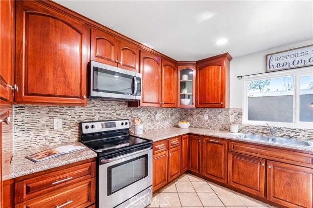 Detail Gallery Image 13 of 54 For 7081 Fulton Way, Stanton,  CA 90680 - 4 Beds | 2 Baths