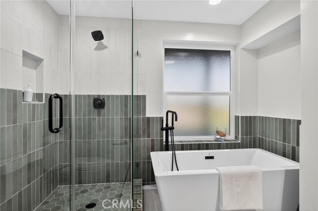 Detail Gallery Image 46 of 61 For 221 via Los Miradores, Redondo Beach,  CA 90277 - 4 Beds | 3/1 Baths