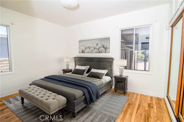 10520 Haskell Avenue, Granada Hills CA: https://media.crmls.org/medias/ddd118d4-1f54-4bad-bd36-359b13353638.jpg