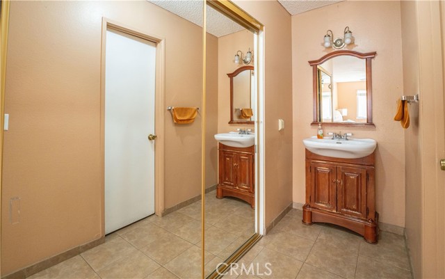 Detail Gallery Image 17 of 25 For 3116 E Ave Q14, Palmdale,  CA 93550 - 2 Beds | 2 Baths
