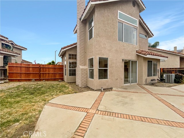 Detail Gallery Image 6 of 16 For 30590 Lake Pointe Dr, Menifee,  CA 92584 - 3 Beds | 2/1 Baths