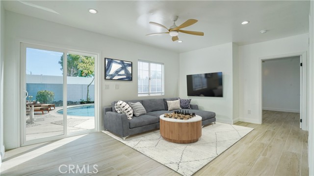 Detail Gallery Image 36 of 68 For 24306 Gilmore St, West Hills,  CA 91307 - 4 Beds | 2 Baths