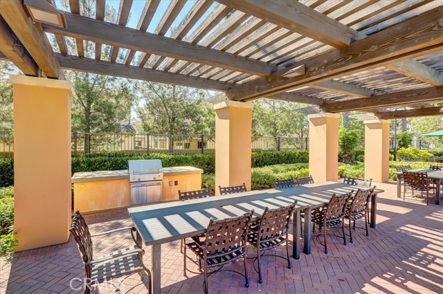228 Birdseye, Irvine CA: https://media.crmls.org/medias/ddd20adb-12ce-4f2f-9634-2dcaf3d04213.jpg