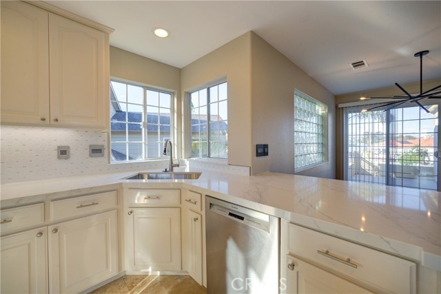 Detail Gallery Image 11 of 58 For 1194 Monaco Ct, Grover Beach,  CA 93433 - 3 Beds | 2/1 Baths