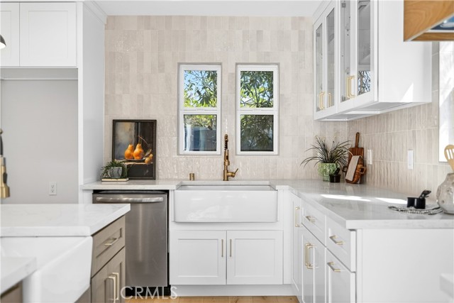 Detail Gallery Image 14 of 60 For 650 Marylind, Claremont,  CA 91711 - 6 Beds | 2/1 Baths