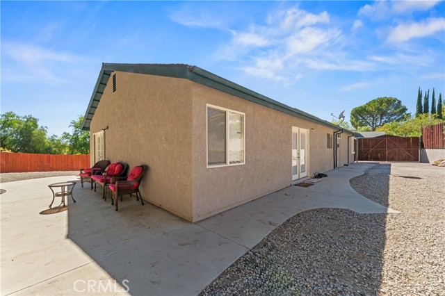 Detail Gallery Image 39 of 44 For 27932 Calypso Ln, Canyon Country,  CA 91351 - 4 Beds | 2 Baths