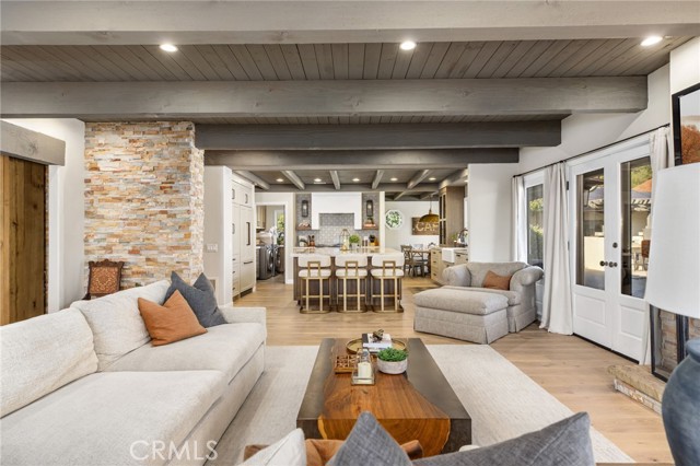 4 Golden Meadow Lane, Fallbrook CA: https://media.crmls.org/medias/ddd32d9c-7dbd-4c92-9cdd-61bdf60e7343.jpg