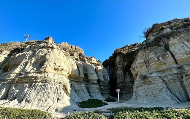 Detail Gallery Image 22 of 27 For 116 Avenida Calafia #101,  San Clemente,  CA 92672 - 2 Beds | 2 Baths