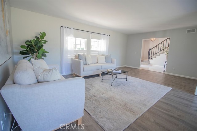 Detail Gallery Image 9 of 30 For 581 Doverlee Dr, Santa Maria,  CA 93455 - 3 Beds | 2/1 Baths