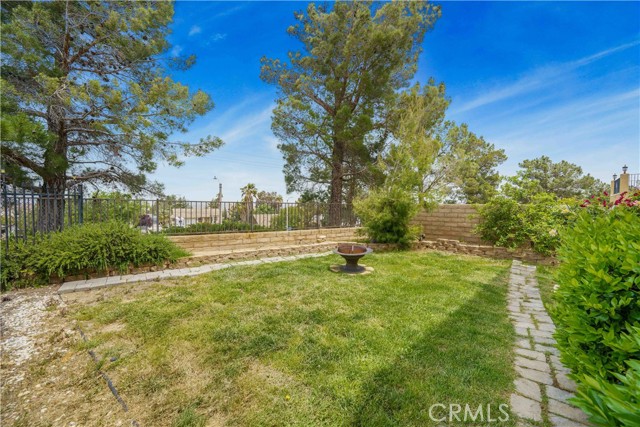 Detail Gallery Image 33 of 34 For 7323 Ojai Dr, Palmdale,  CA 93551 - 4 Beds | 3/1 Baths