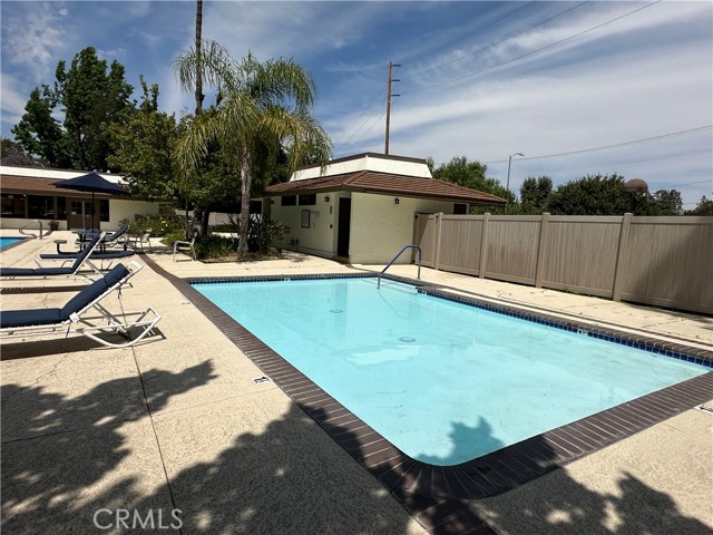 22309 James Alan Circle, Chatsworth CA: https://media.crmls.org/medias/ddd40a5a-8d01-4bf6-b166-5b8b3a7d761f.jpg