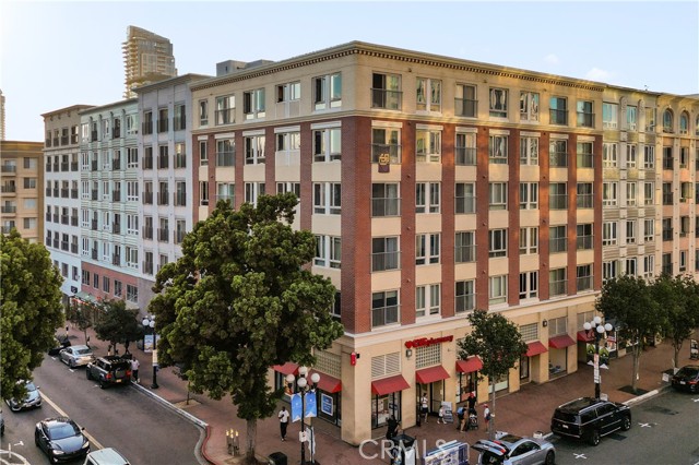 Detail Gallery Image 1 of 9 For 450 J St #4101,  San Diego,  CA 92101 - 1 Beds | 1 Baths