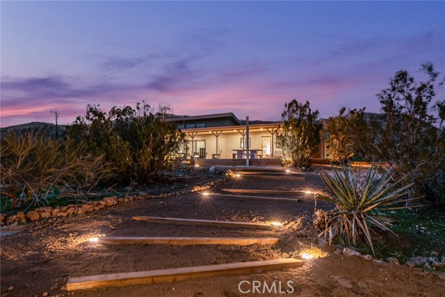 48575 Paradise Avenue, Morongo Valley CA: https://media.crmls.org/medias/ddd45040-5c68-481b-885d-47cdf31da503.jpg